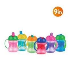 NUBY GOBELET 25-ID10302 EN PP À ANSES ET BEC RIGIDE ET FERMETURE À C 6m+ 240ml